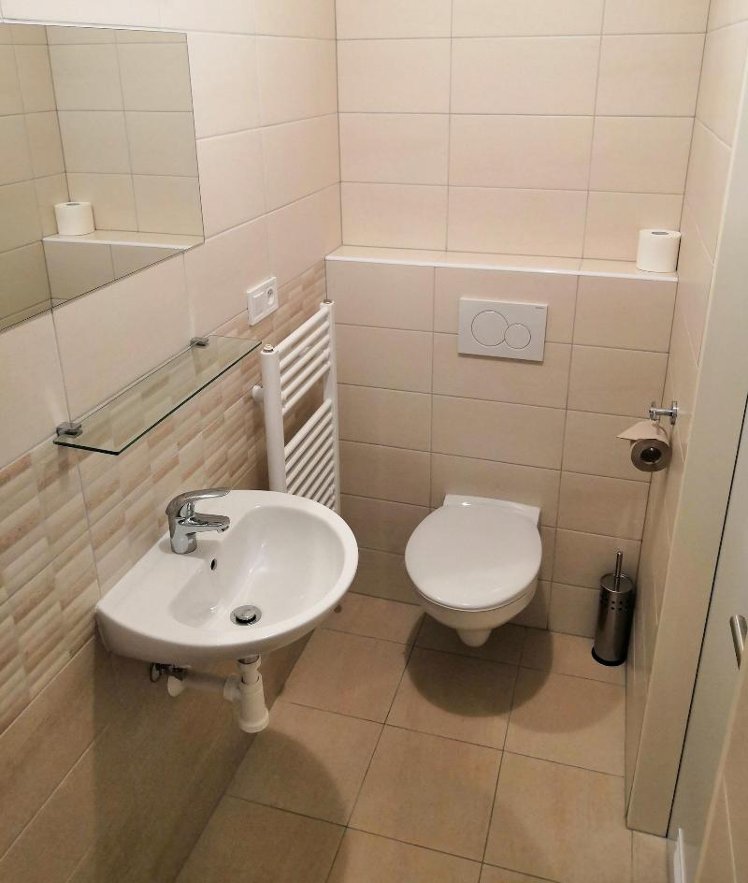SINGLE STANDARD Room