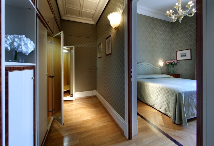 SINGLE SUPERIOR Room