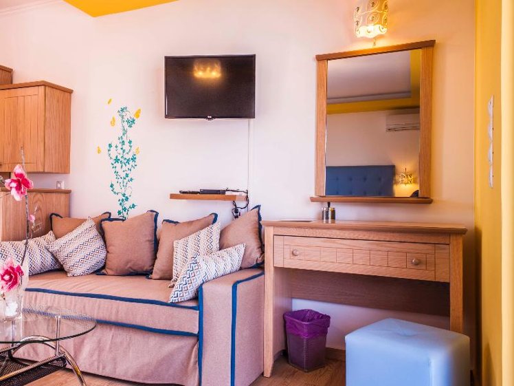 QUADRUPLE SIDE SEA VIEW Room