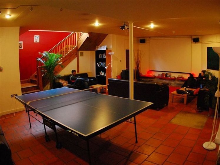 Avalon House Hostel