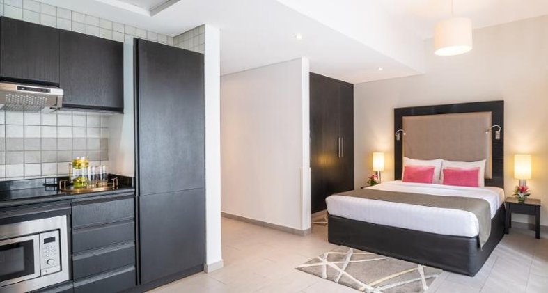 STUDIO EXECUTIVE Room