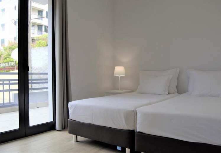 STUDIO WITH BALCONY Room