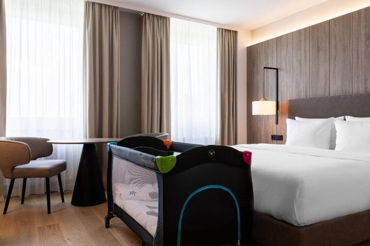 JUNIOR SUITE KING SIZE BED Room