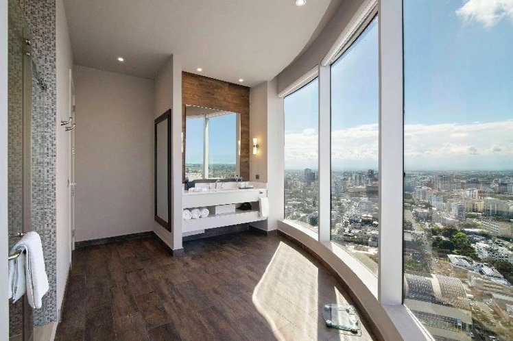 SUITE KING SIZE BED Room