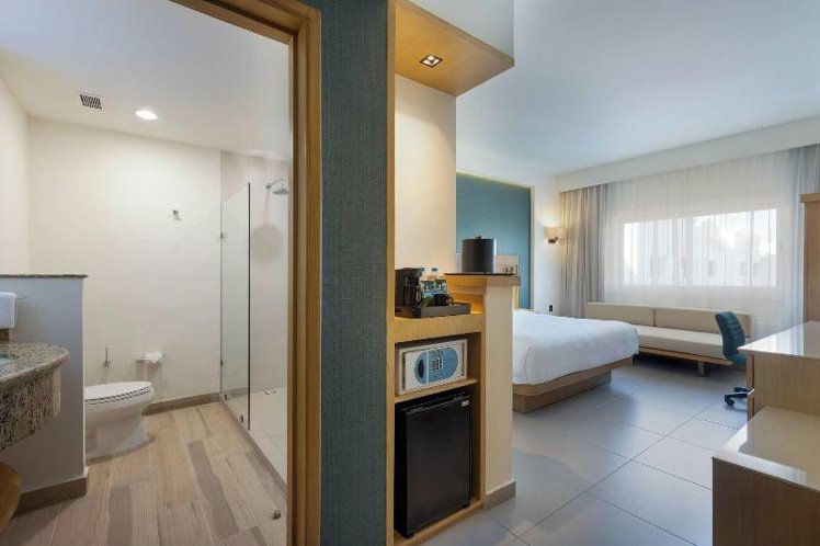 DOUBLE KING SIZE BED Room