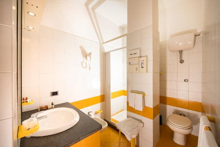 DOUBLE WITH VIEWS Room