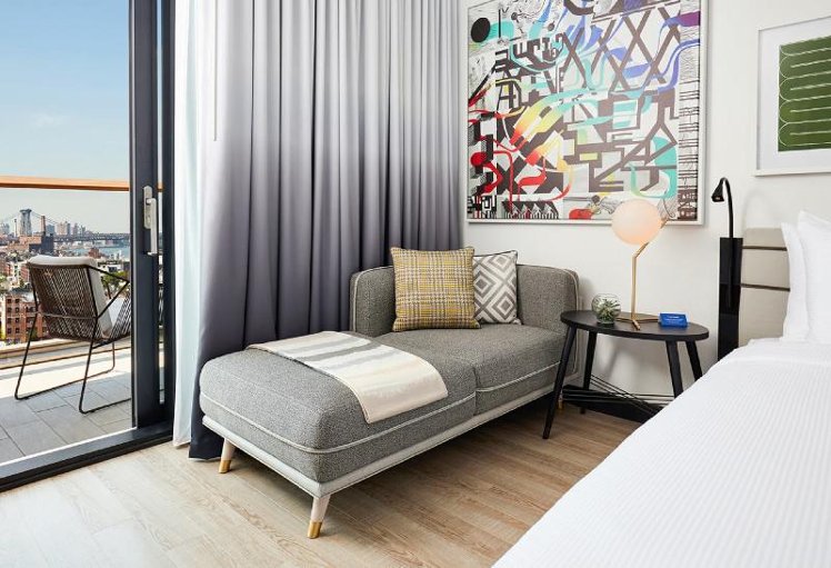 DOUBLE KING SIZE BED Room
