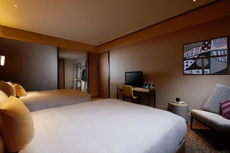DOUBLE STANDARD Room