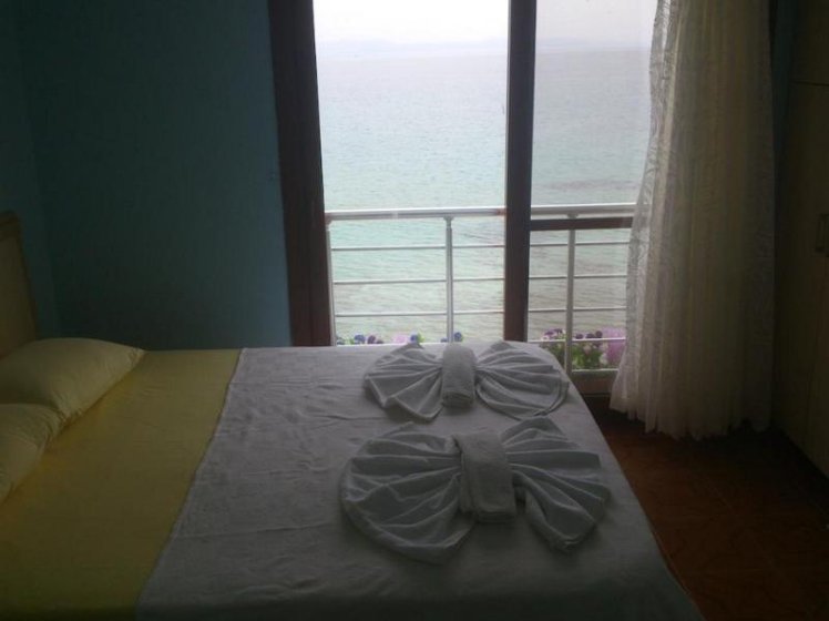 DOUBLE STANDARD Room