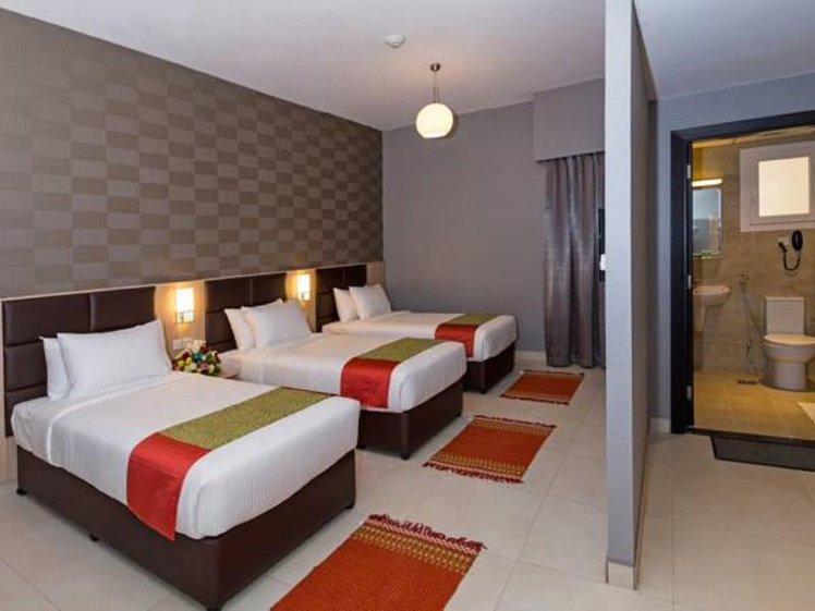 TRIPLE STANDARD Room