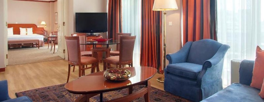 SUITE EXECUTIVE KING BED Room