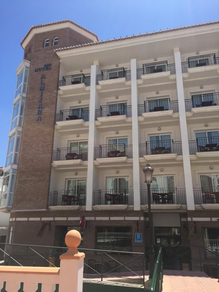 Hotel Almijara