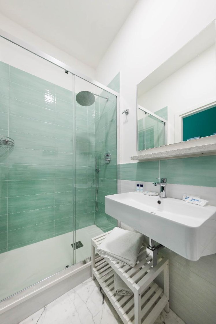 DOUBLE ONE BEDROOM ONE BATHROOM Room