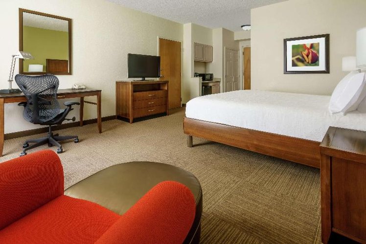 DOUBLE Accessible KING SIZE BED Room
