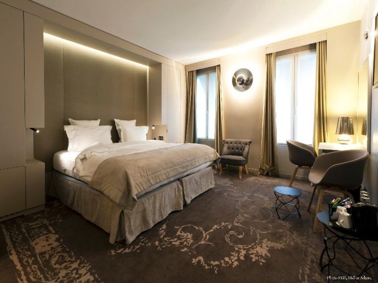 DOUBLE STANDARD Room