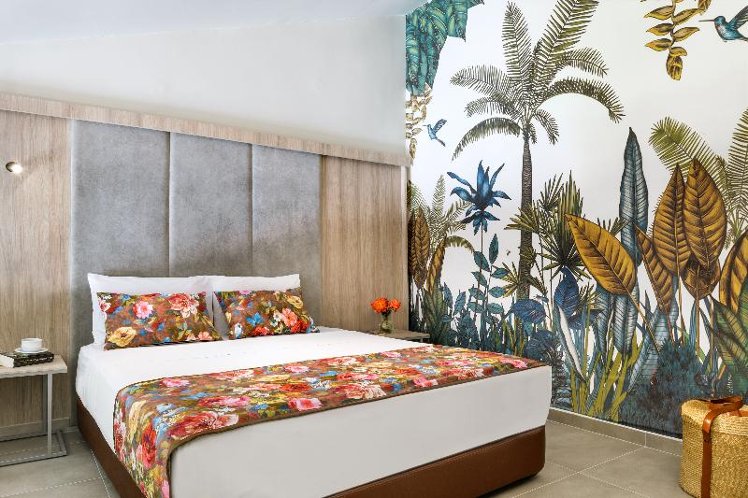 JUNIOR SUITE STANDARD Room