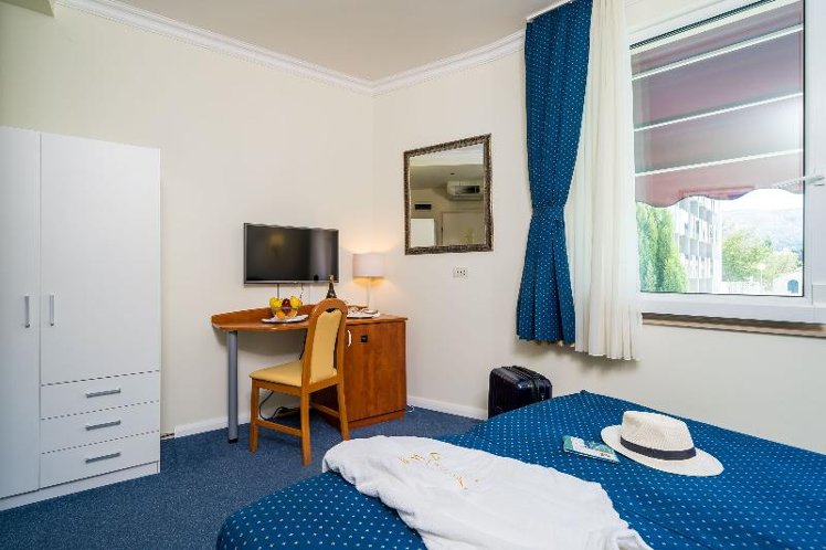 Double or Twin STANDARD Room