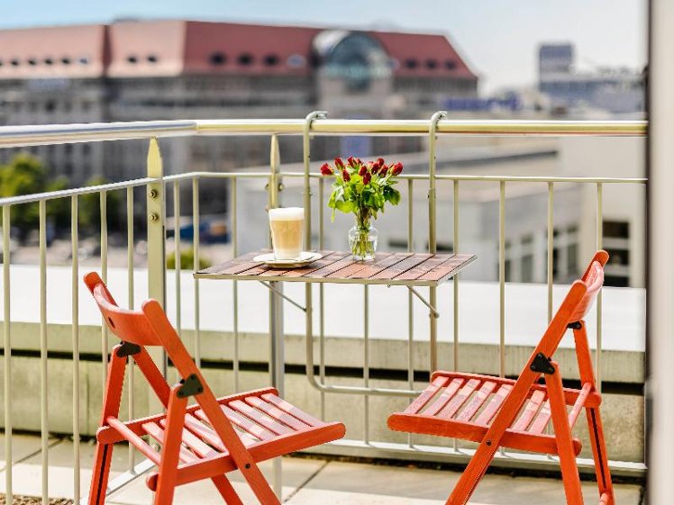 DOUBLE WITH BALCONY Room