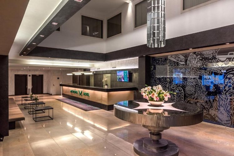 Metropol Hotel