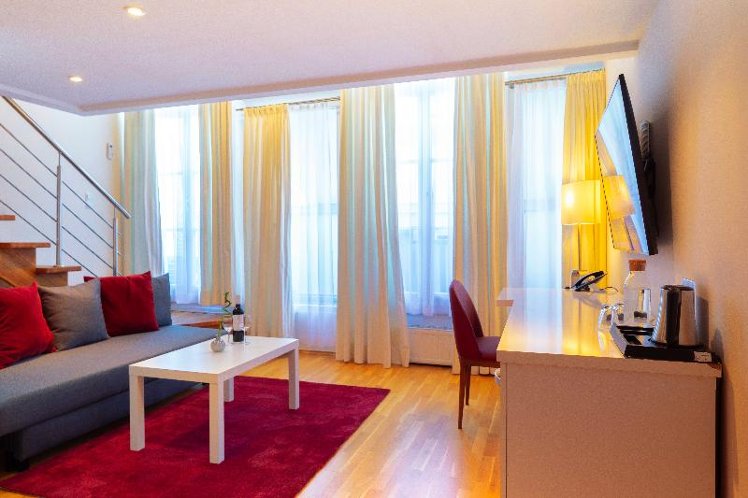 STUDIO SUPERIOR Room