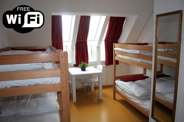 TRIPLE STANDARD Room