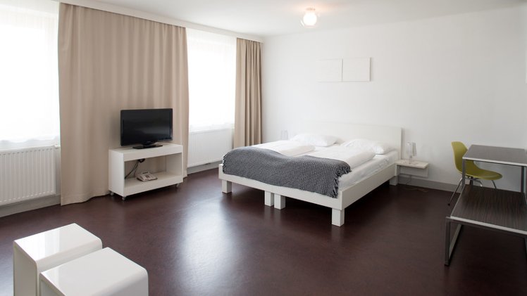 SINGLE STANDARD Room