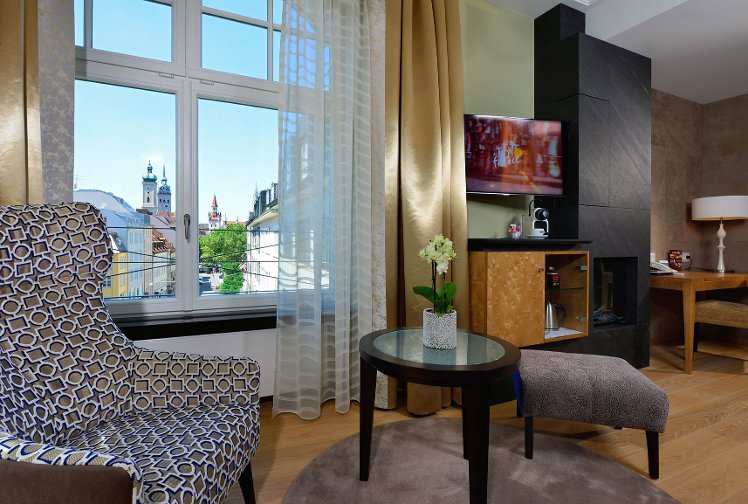 Torbrau Hotel