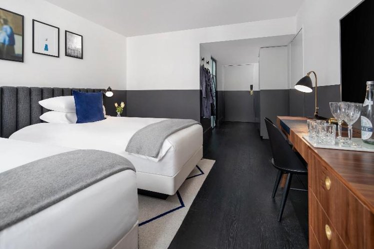 TWIN DELUXE Room