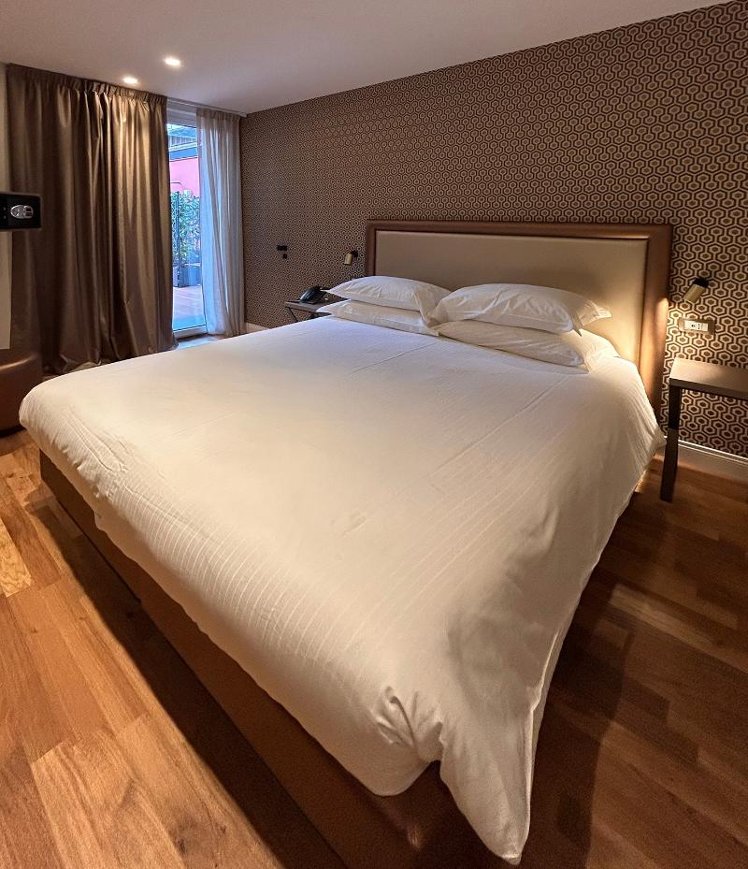 DOUBLE DELUXE Room