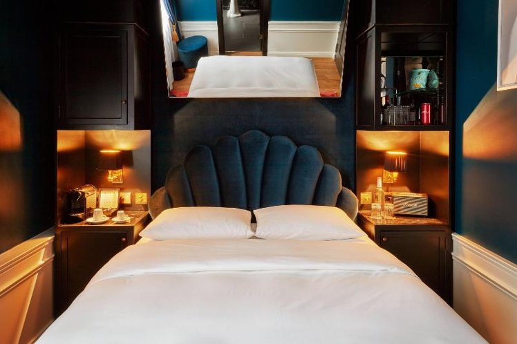 DOUBLE ECONOMY Room