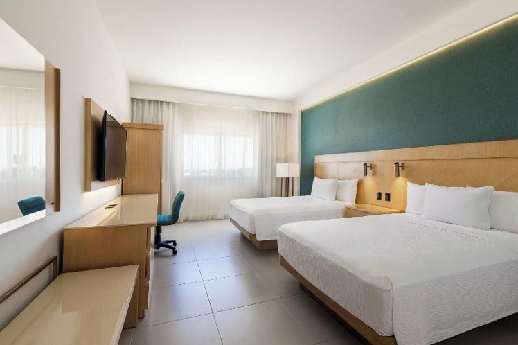 DOUBLE TWO DOUBLE BEDS Room