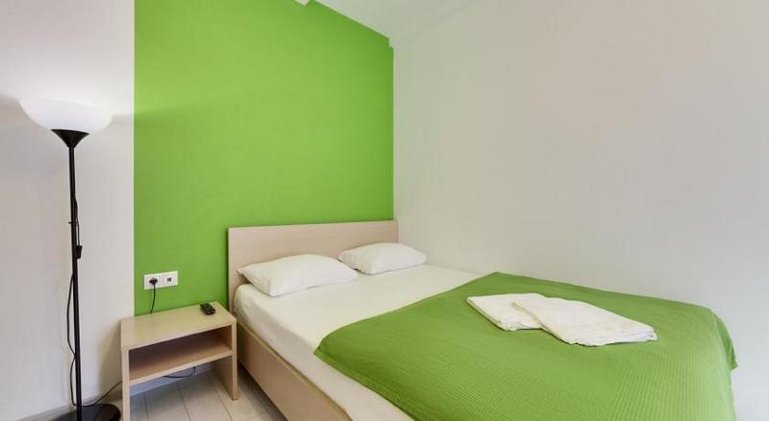 DOUBLE SINGLE USE STANDARD Room