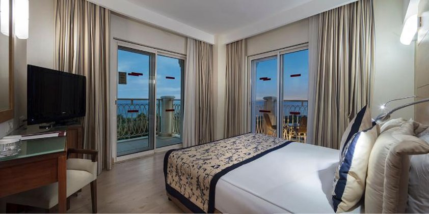 DOUBLE SINGLE USE SEA VIEW Room