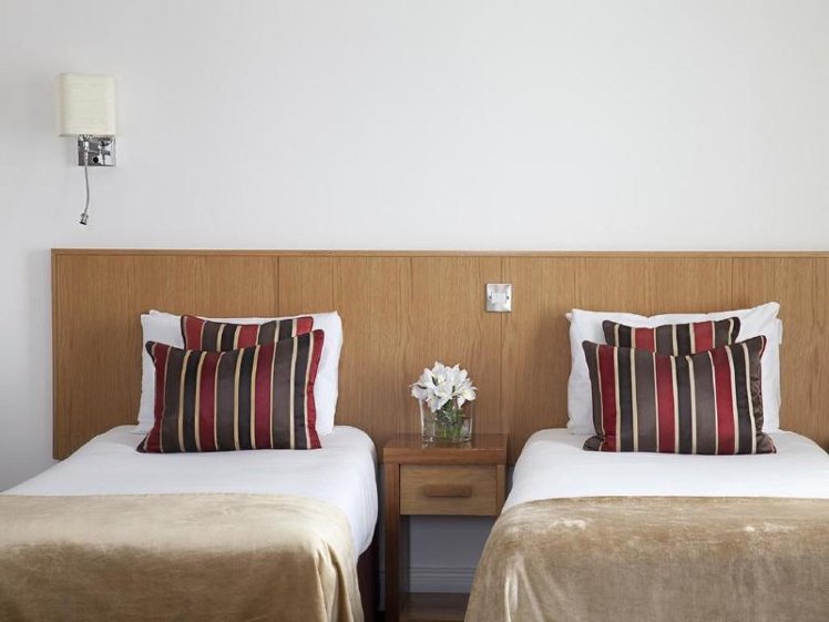 TWIN STANDARD Room