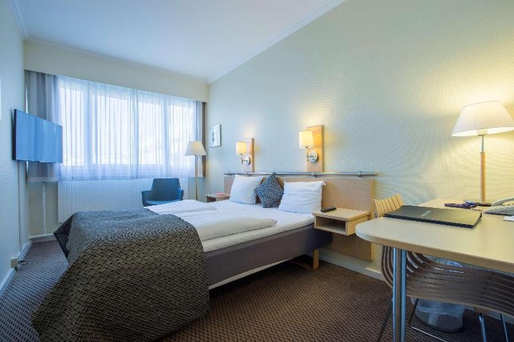 DOUBLE STANDARD Room