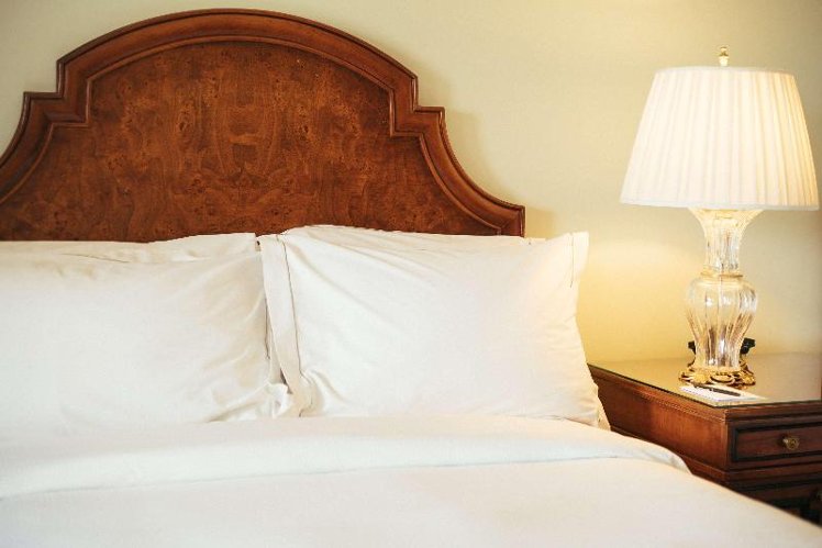 SUITE KING SIZE BED Room