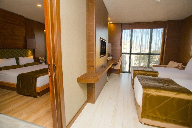 DOUBLE BUSINESS Room