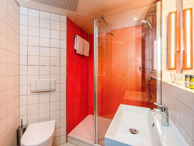 DOUBLE STANDARD Room