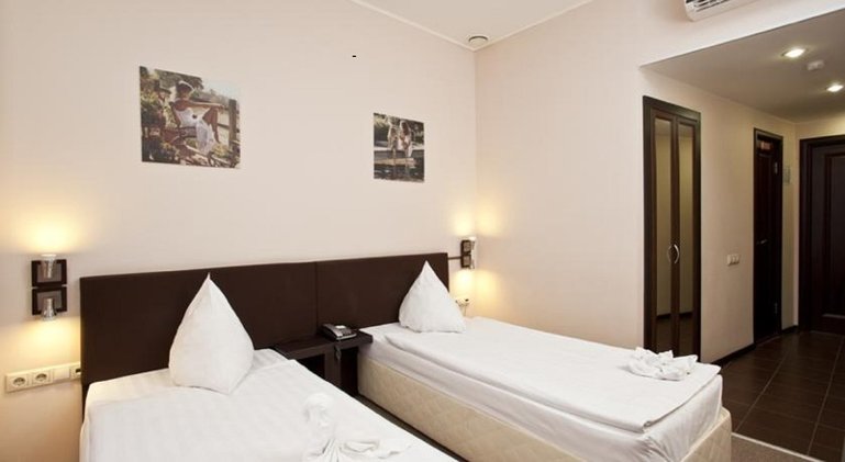 TWIN CAPACITY 1 Room