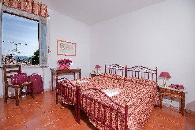 DOUBLE STANDARD Room