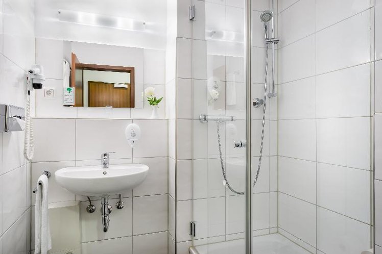 SINGLE SUPERIOR Room