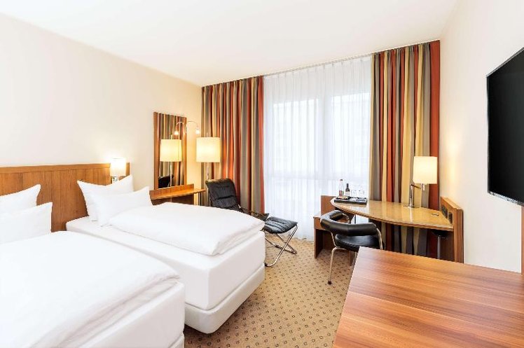 DOUBLE SINGLE USE STANDARD Room