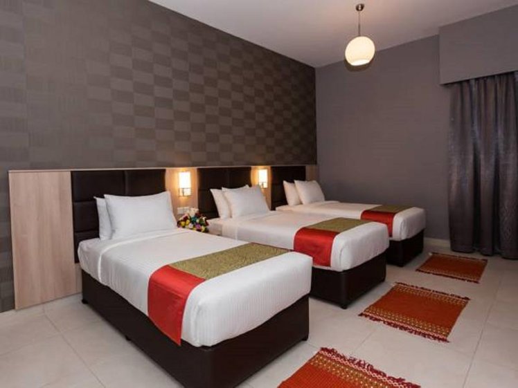 TRIPLE STANDARD Room