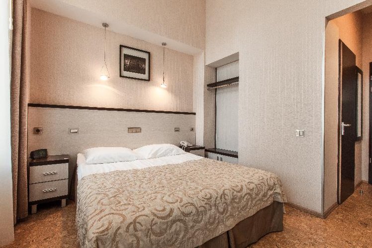 DOUBLE SINGLE USE CLASSIC Room
