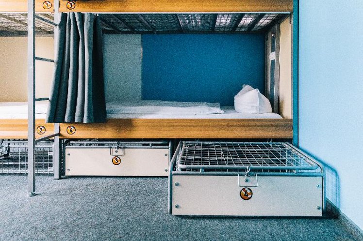 Room CAPACITY 8 Room