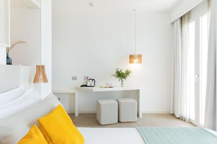 JUNIOR SUITE SEA VIEW WITH BALCONY Room