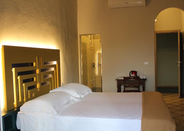 DOUBLE DELUXE Room