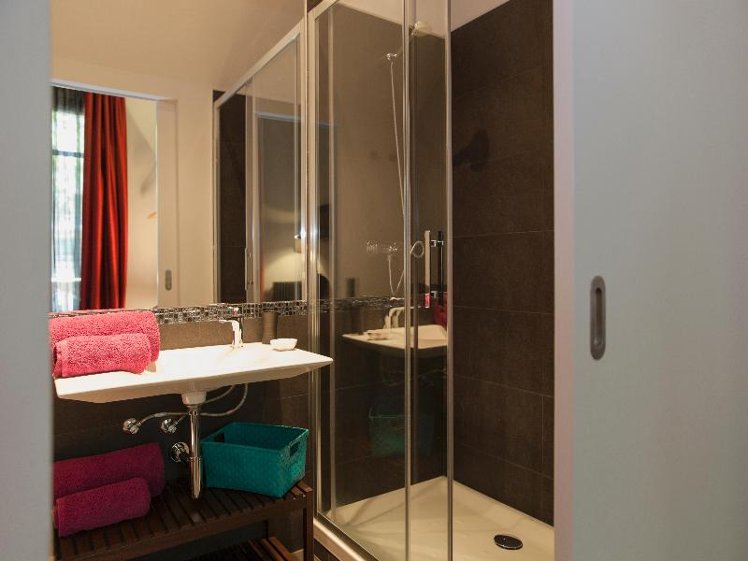 DOUBLE STANDARD Room