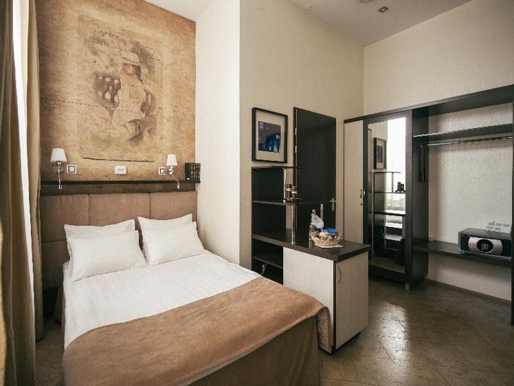 SINGLE CLASSIC Room