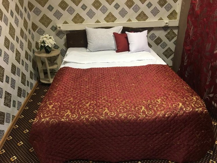 SINGLE STANDARD Room